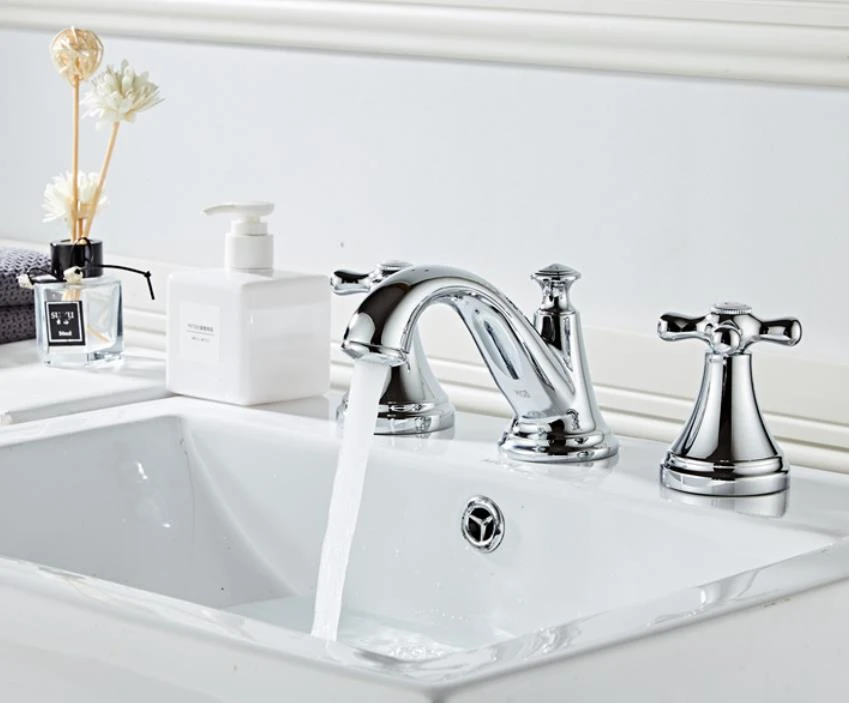 WIDESPREAD BATHROOM FAUCET - CROSS HANDLES (2)